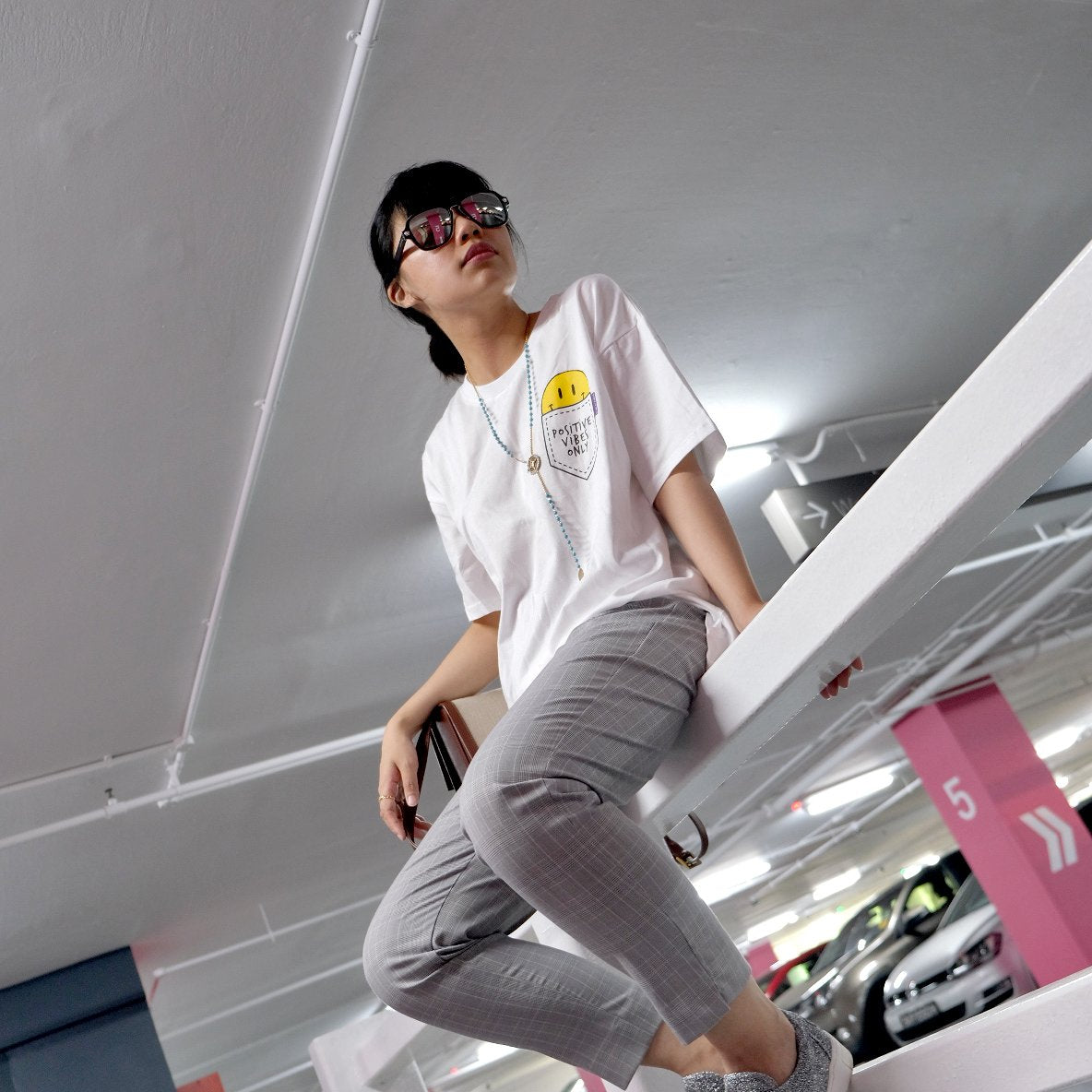Positive Vibes Only White Tee - Chainless Brain