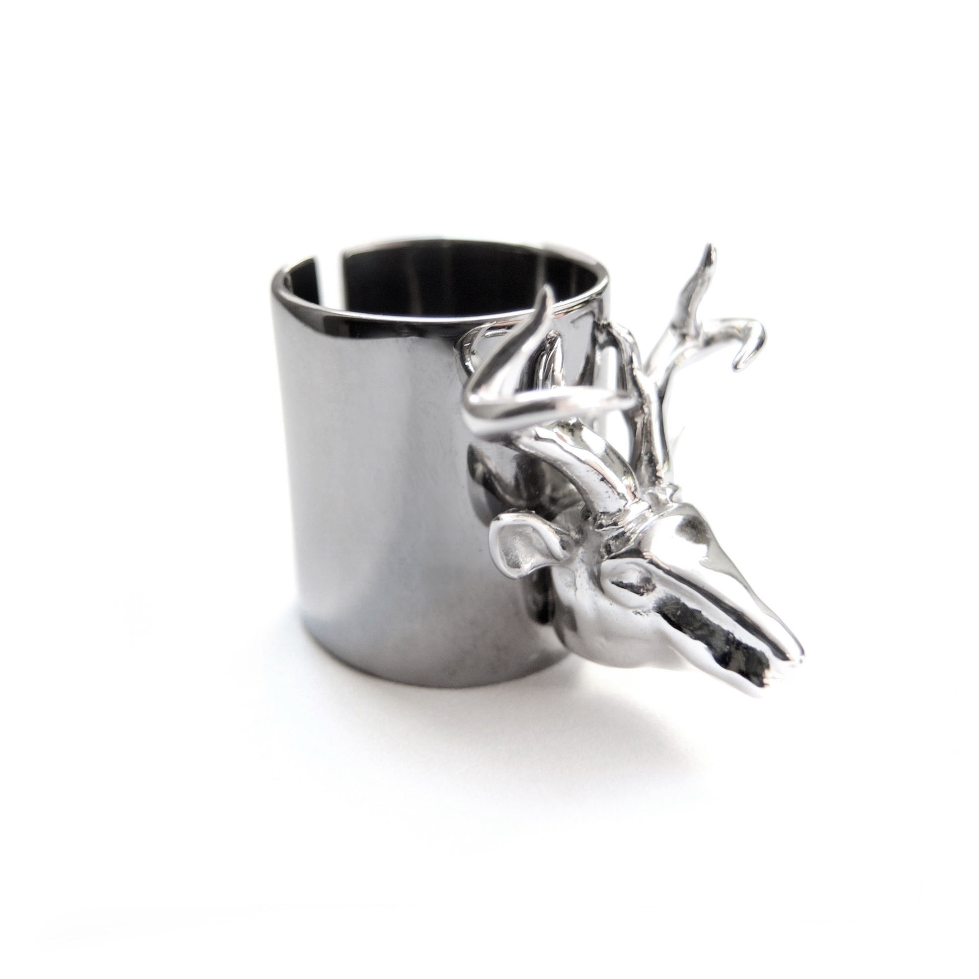 Reindeer Ring - Chainless Brain