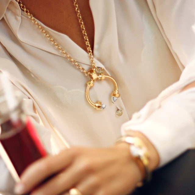 White Marble Bolts Necklace - Chainless Brain