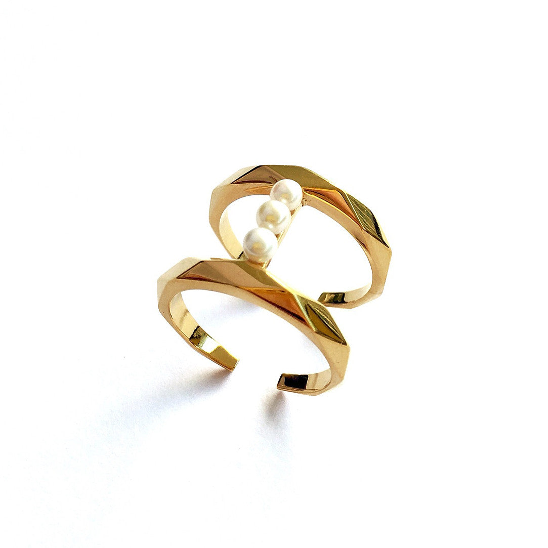 Pearls Bar Ring - Chainless Brain