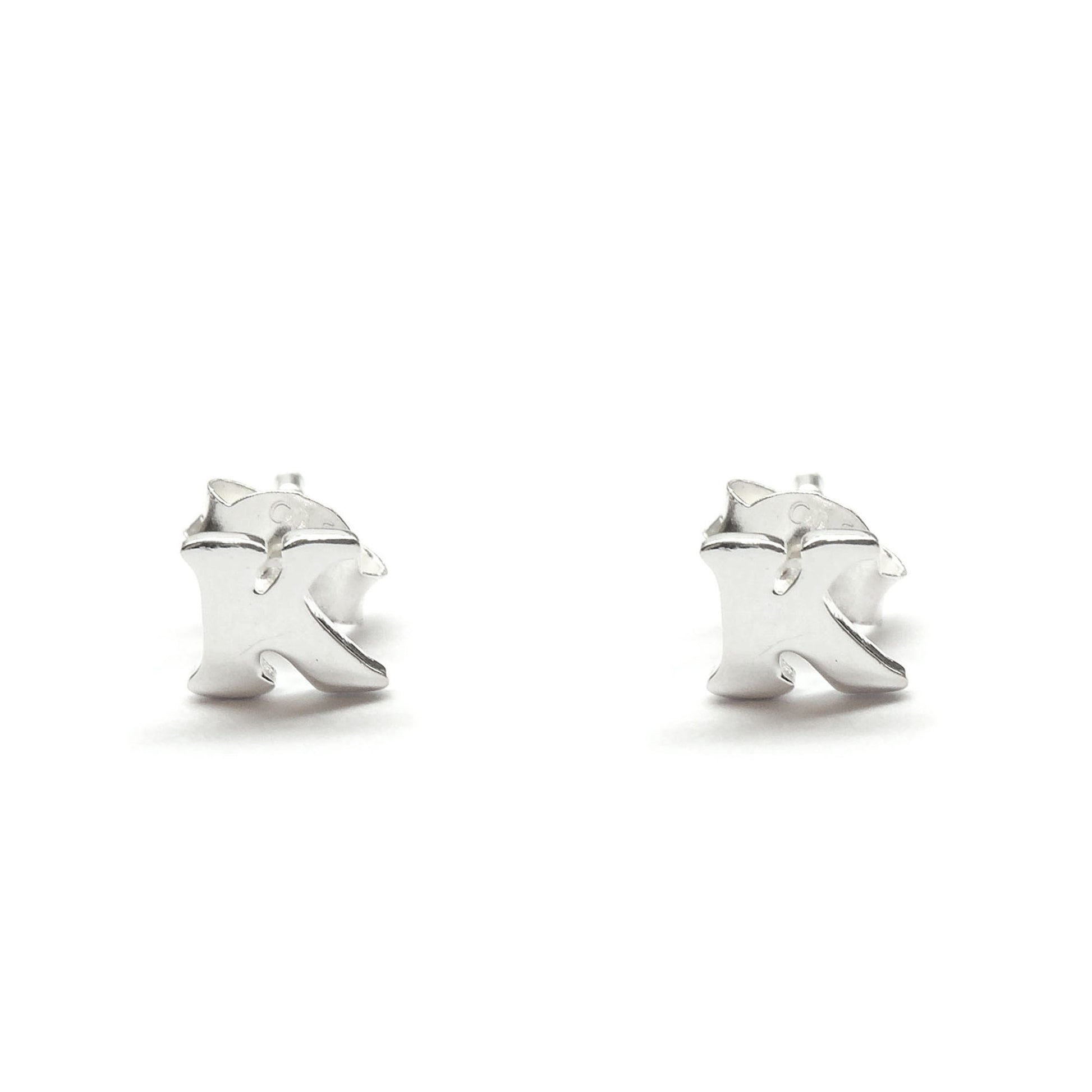 Alphabet Earrings A - Z - Chainless Brain