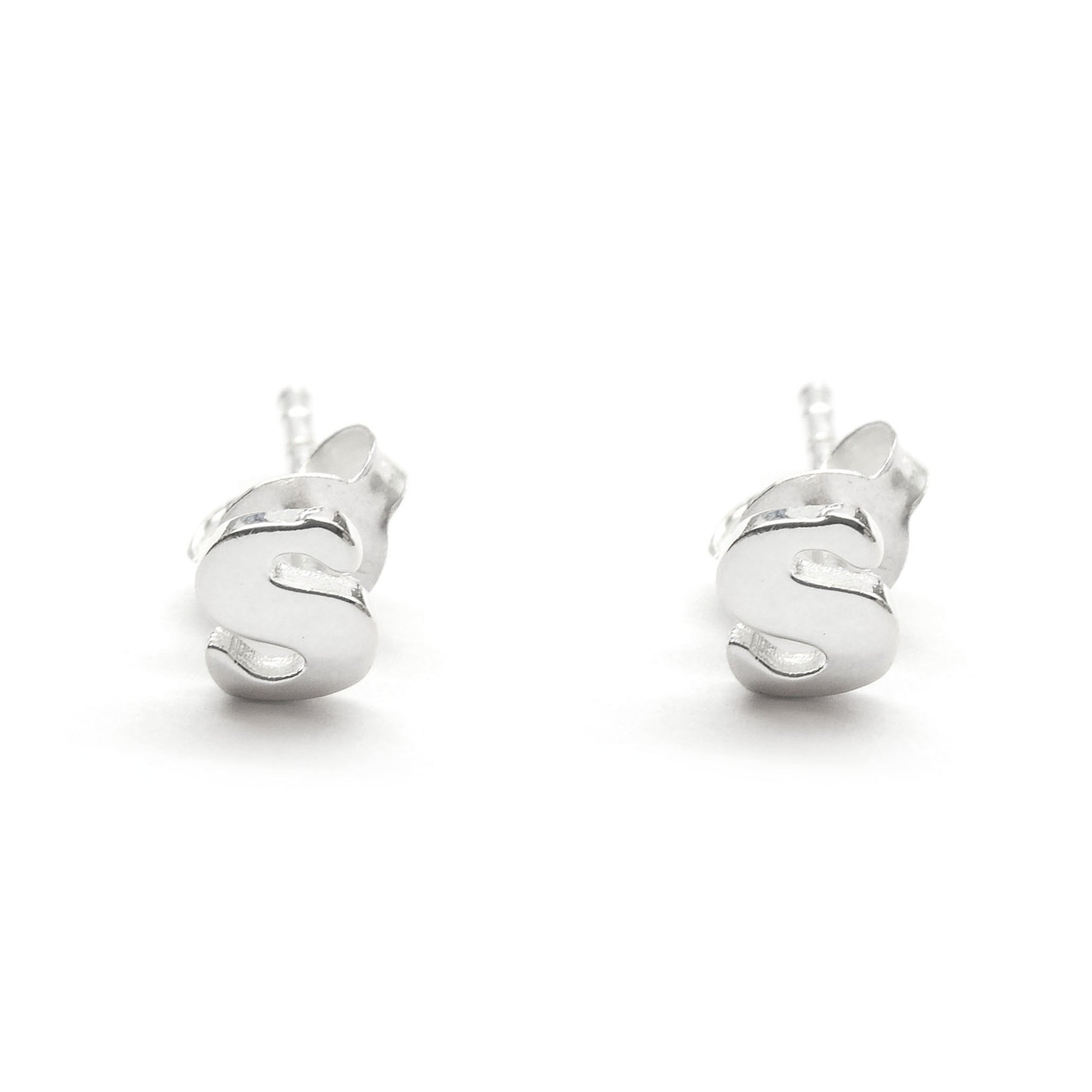 Alphabet Earrings A - Z - Chainless Brain