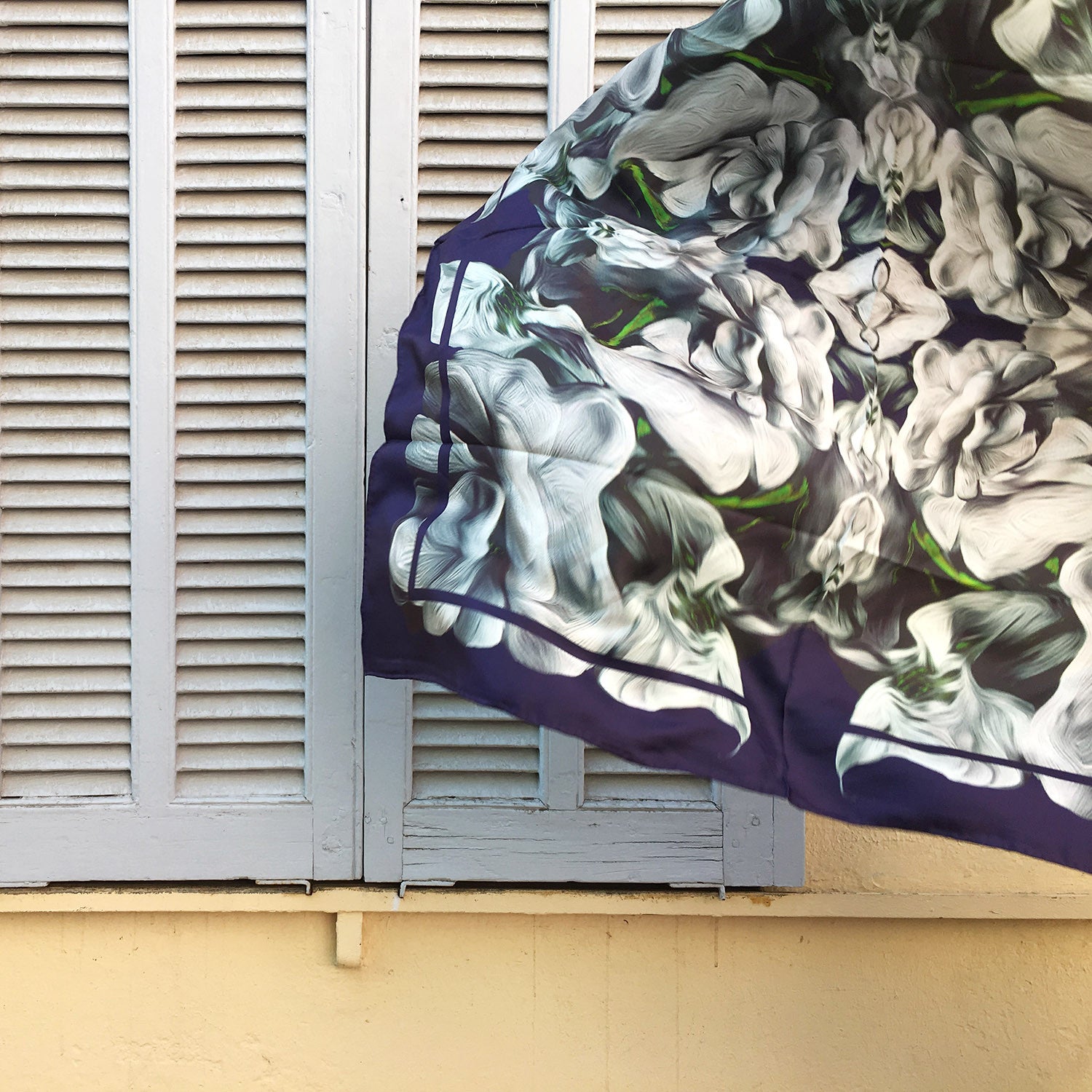 Indigo Petals Scarf - Chainless Brain