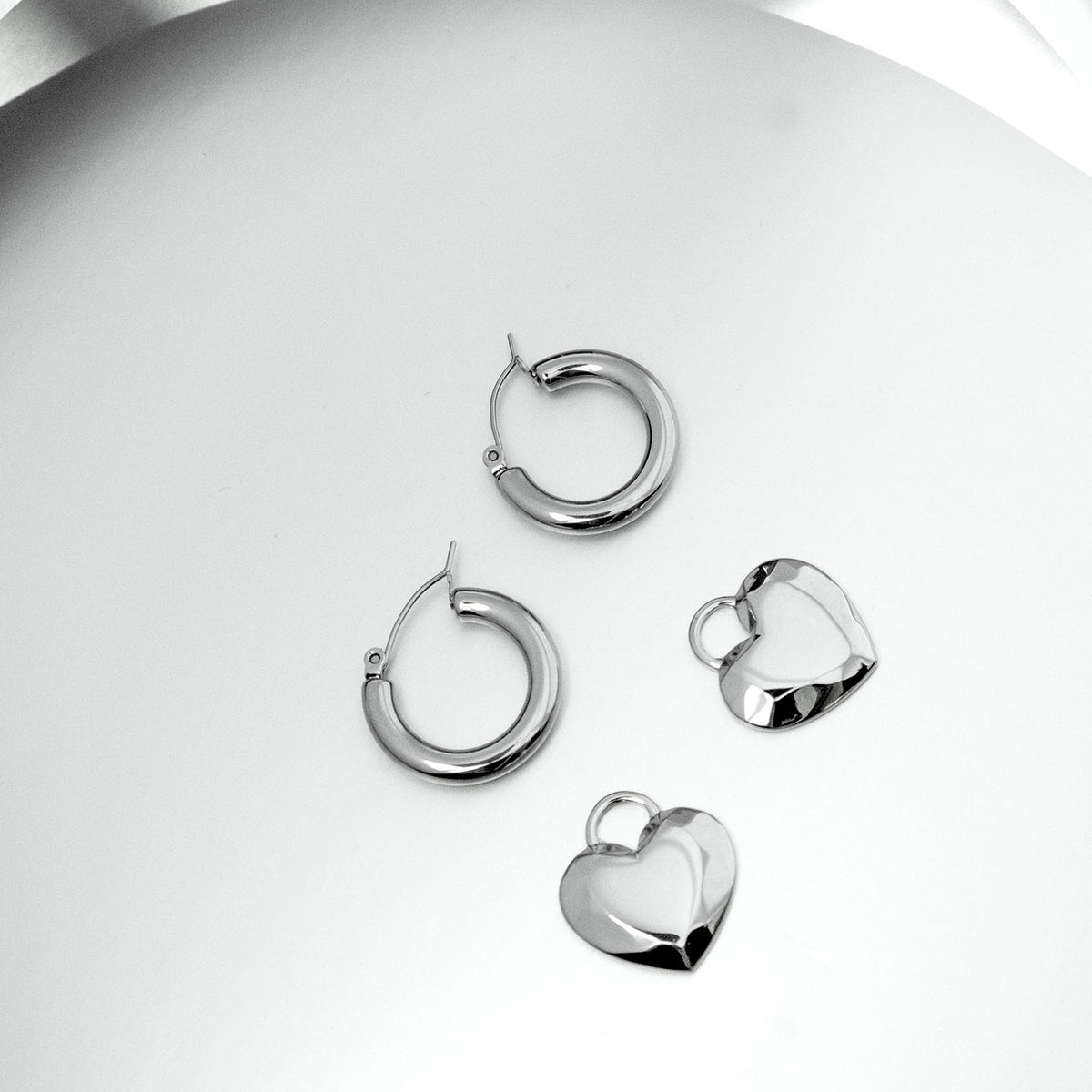 Heart Facet Earrings - AELV.CO
