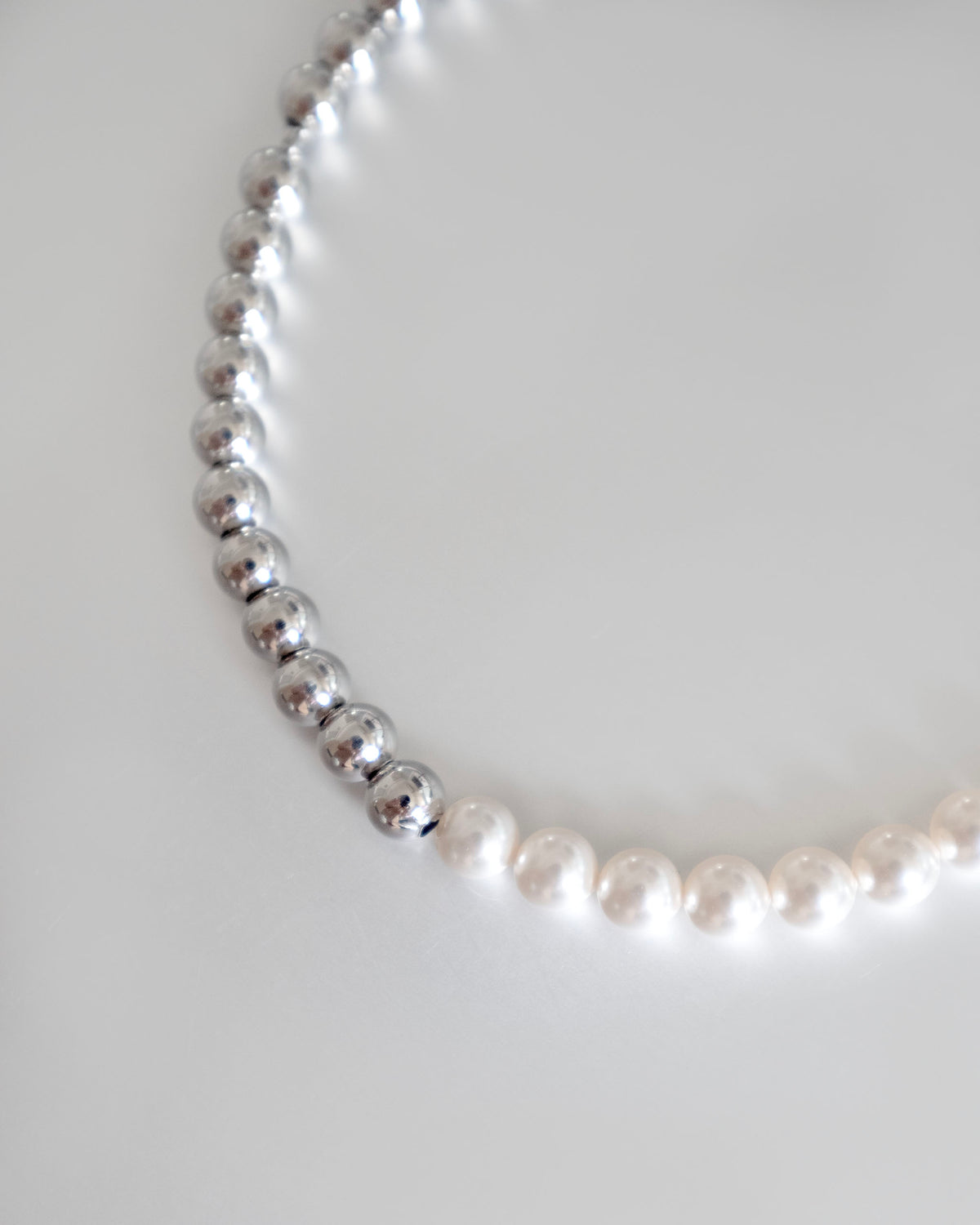 Aurora Orbs Pearl Necklace (Silver) - AELV.CO