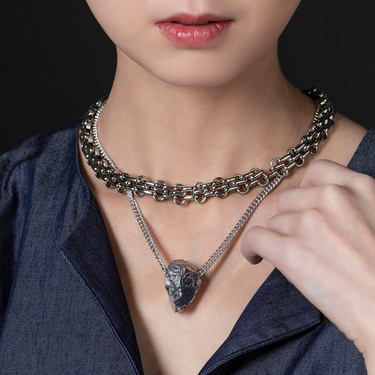 Silver Titanium Quartz Necklace - Chainless Brain